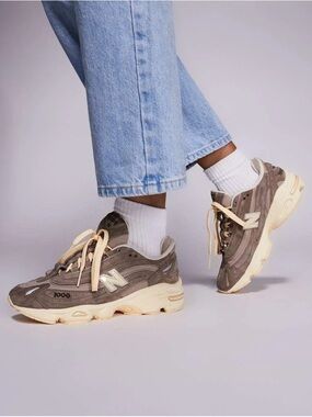 New Balance Women's Suede Sneakers in Taupe and Cream